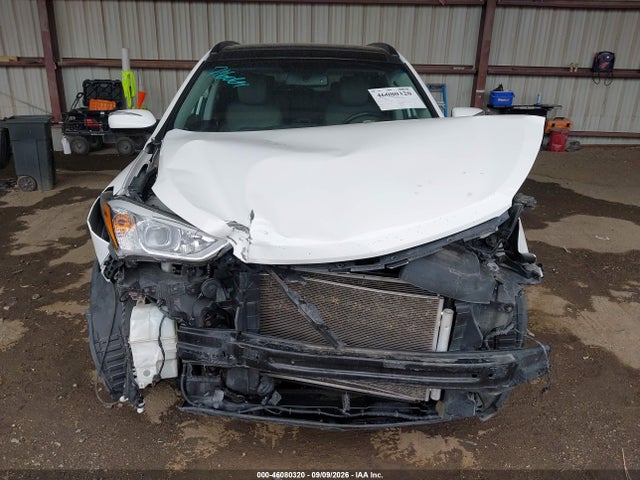 Продаж на аукціоні авто 2015 Hyundai Santa Fe Sport 2.4l, vin: 5XYZU3LB1FG242776, номер лоту: 46080320