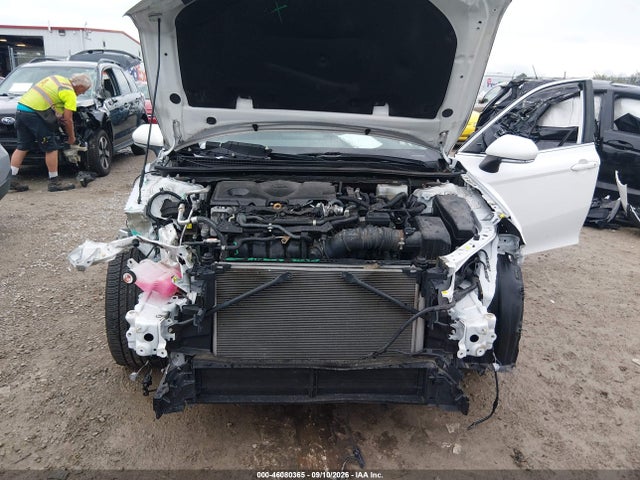 Auction sale of the 2022 Toyota Camry Se Hybrid, vin: 4T1S31AK4NU585263, lot number: 46080365
