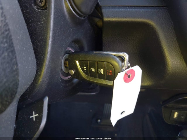 46080386 :رقم المزاد ، 4T1B11HK0KU162705 vin ، 2019 Toyota Camry Se مزاد بيع