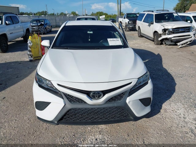 46080386 :رقم المزاد ، 4T1B11HK0KU162705 vin ، 2019 Toyota Camry Se مزاد بيع
