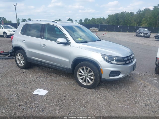 46080388 :رقم المزاد ، WVGRV7AX5HK003002 vin ، 2017 Volkswagen Tiguan 2.0t Wolfsburg Edition مزاد بيع
