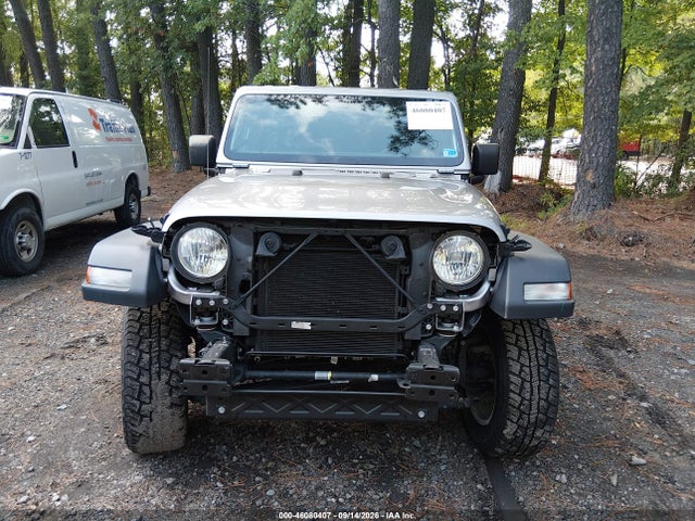 1C4HJXDNXMW646485 Jeep Wrangler Unlimited Sport S 4x4