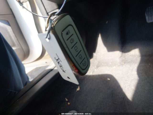 46080427 :رقم المزاد ، 1FADP3J25GL236365 vin ، 2016 Ford Focus Titanium مزاد بيع