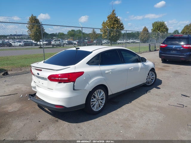 46080427 :رقم المزاد ، 1FADP3J25GL236365 vin ، 2016 Ford Focus Titanium مزاد بيع