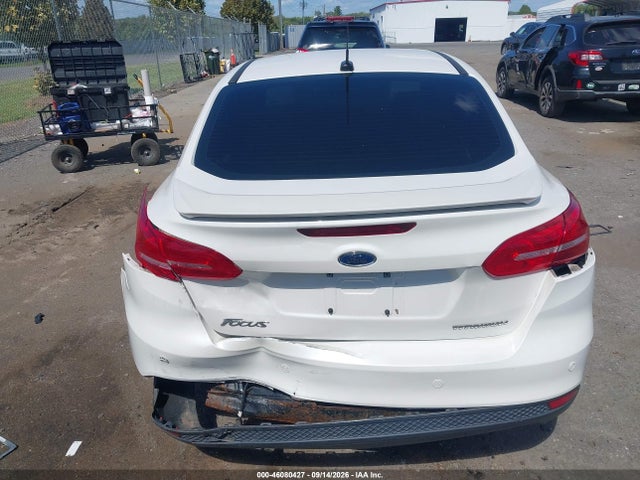 46080427 :رقم المزاد ، 1FADP3J25GL236365 vin ، 2016 Ford Focus Titanium مزاد بيع