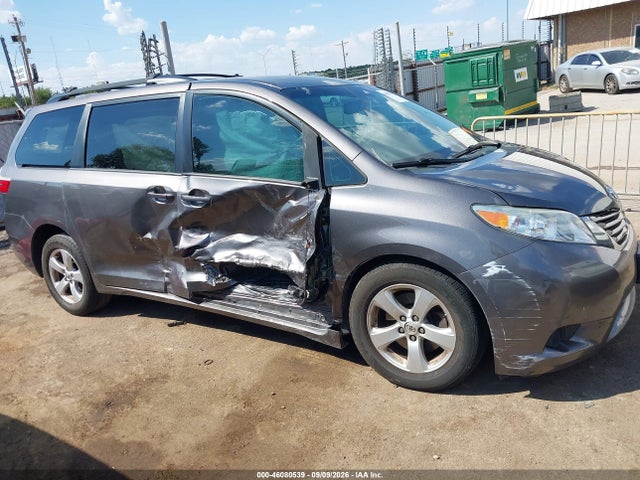 Продажа на аукционе авто 2015 Toyota Sienna Le 8 Passenger, vin: 5TDKK3DC7FS603493, номер лота: 46080539