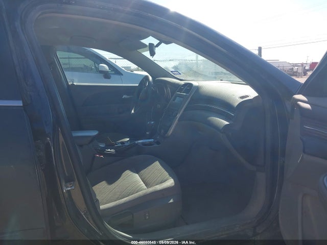 46080545 :رقم المزاد ، 1G11B5SL8EF117678 vin ، 2014 Chevrolet Malibu 1ls مزاد بيع