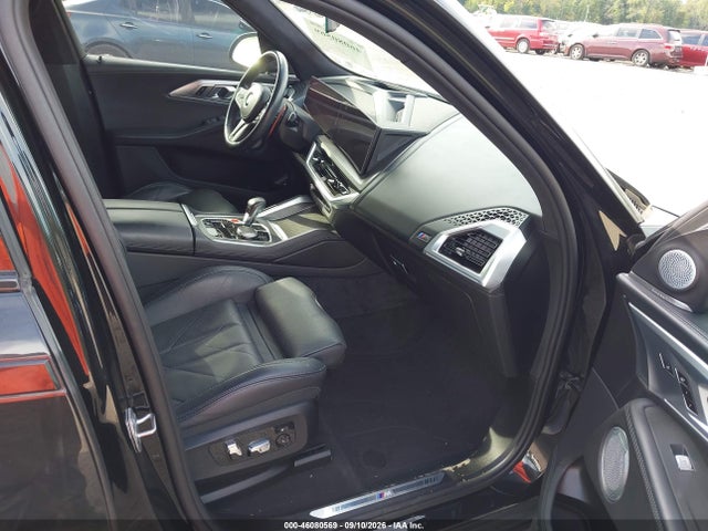 46080569 :رقم المزاد ، 5YM23CS03P9S45290 vin ، 2023 Bmw Xm مزاد بيع