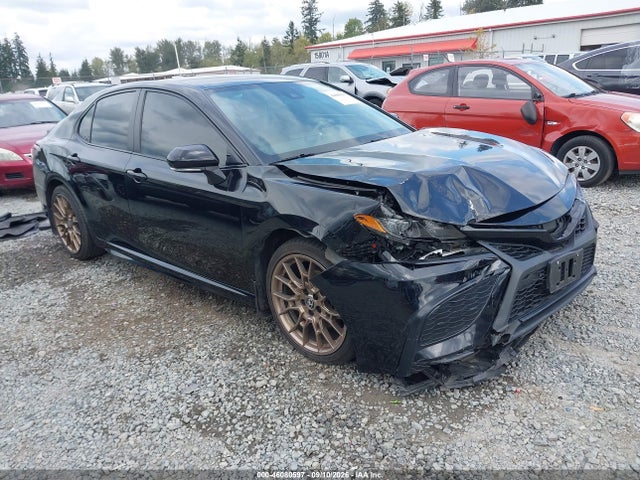 2024 Toyota Camry Hybrid Se Nightshade მანქანა იყიდება აუქციონზე, vin: 4T1T31AK0RU078712, აუქციონის ნომერი: 46080597