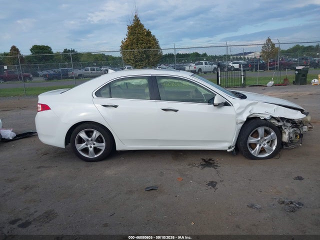 46080605 :رقم المزاد ، JH4CU2F43EC005818 vin ، 2014 Acura Tsx 2.4 مزاد بيع