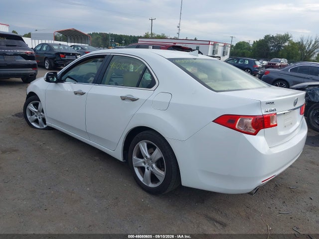 46080605 :رقم المزاد ، JH4CU2F43EC005818 vin ، 2014 Acura Tsx 2.4 مزاد بيع