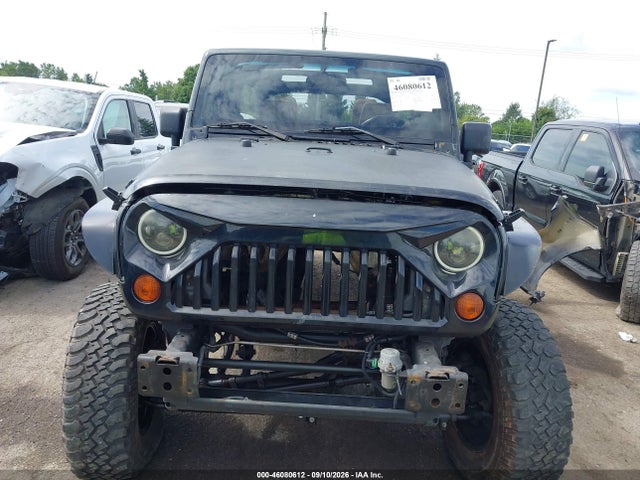 2013 Jeep Wrangler Unlimited Sahara მანქანა იყიდება აუქციონზე, vin: 1C4BJWEG9DL635947, აუქციონის ნომერი: 46080612