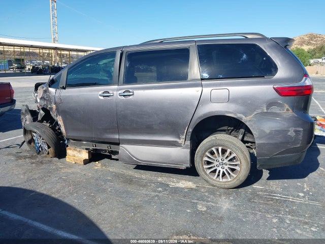 46080639 :رقم المزاد ، 5TDYZ3DC9LS038584 vin ، 2020 Toyota Sienna Xle مزاد بيع