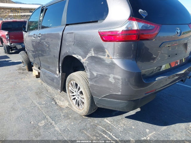 46080639 :رقم المزاد ، 5TDYZ3DC9LS038584 vin ، 2020 Toyota Sienna Xle مزاد بيع