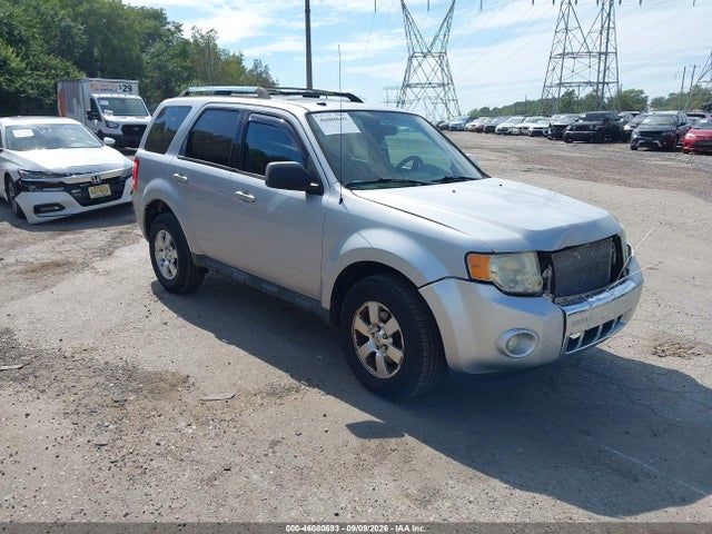 46080693 :رقم المزاد ، 1FMCU9EG1BKC08273 vin ، 2011 Ford Escape Limited مزاد بيع