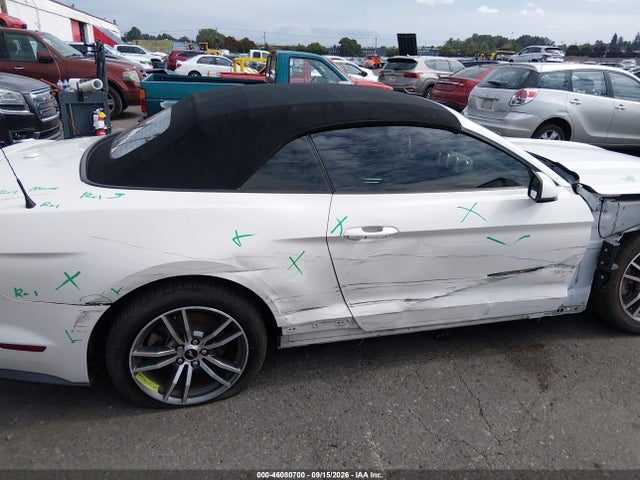 Ford Mustang Ecoboost Premium 2017 1FATP8UH6H5214969 Image 6