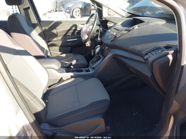 46080716 :رقم المزاد ، 1FADP5AU8HL100648 vin ، 2017 Ford C-max Hybrid Se مزاد بيع