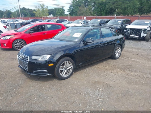 Продажа на аукционе авто 2017 Audi A4 2.0t Premium, vin: WAUANAF44HN015134, номер лота: 46080742
