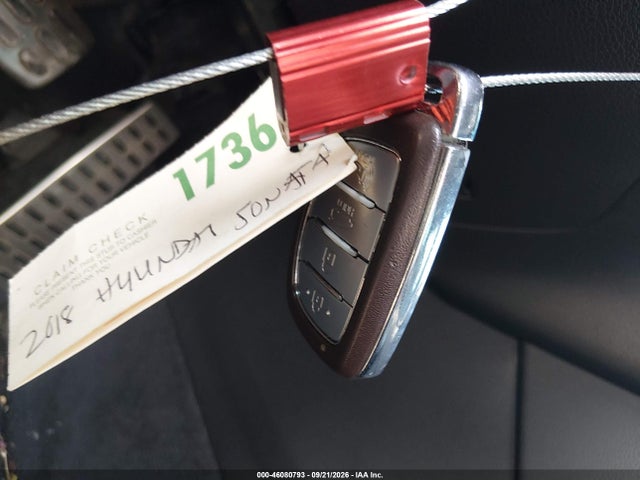 Продажа на аукционе авто 2018 Hyundai Sonata Sport, vin: 5NPE34AF8JH674781, номер лота: 46080793