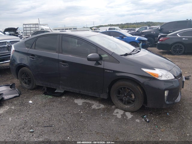 Продажа на аукционе авто 2015 Toyota Prius Two, vin: JTDKN3DU8F1949369, номер лота: 46080808