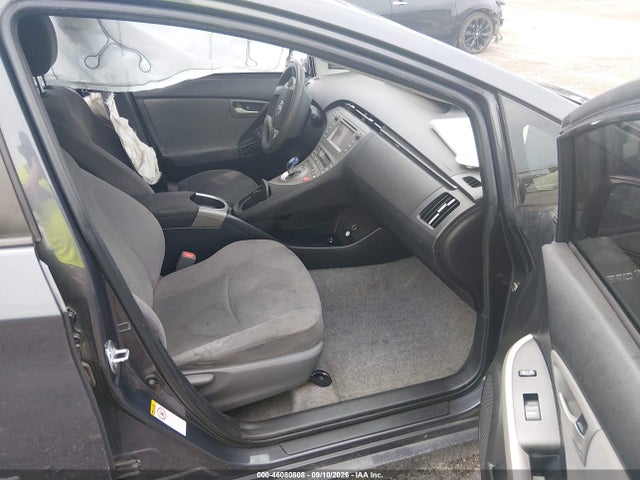 Продажа на аукционе авто 2015 Toyota Prius Two, vin: JTDKN3DU8F1949369, номер лота: 46080808
