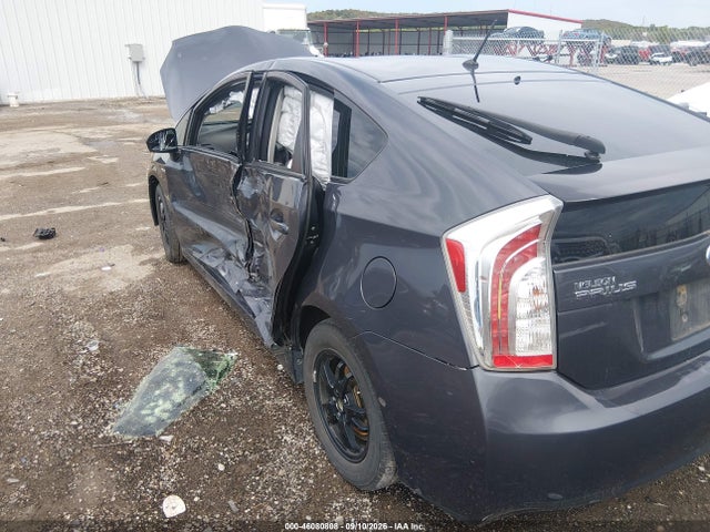 Продажа на аукционе авто 2015 Toyota Prius Two, vin: JTDKN3DU8F1949369, номер лота: 46080808