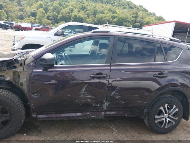 2017 Toyota Rav4 Le მანქანა იყიდება აუქციონზე, vin: 2T3BFREV5HW610399, აუქციონის ნომერი: 46080813