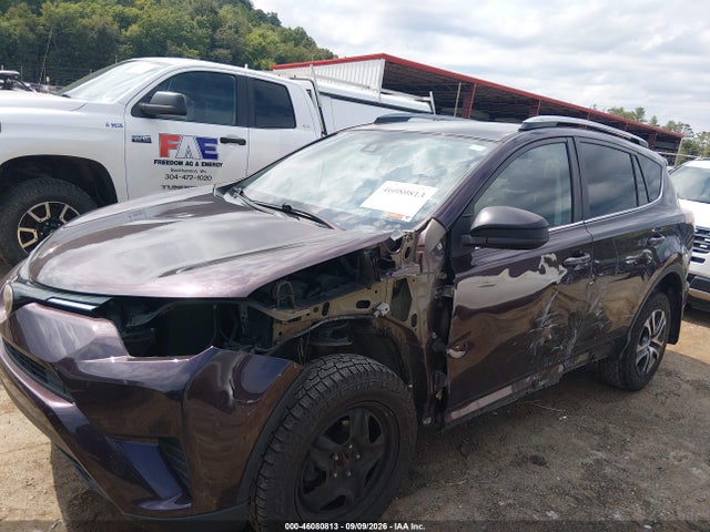 2017 Toyota Rav4 Le მანქანა იყიდება აუქციონზე, vin: 2T3BFREV5HW610399, აუქციონის ნომერი: 46080813