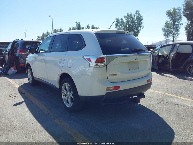 Mitsubishi Outlander Se 2014 JA4AD3A34EZ011583 Image 3