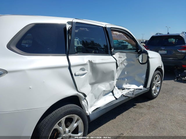 Mitsubishi Outlander Se 2014 JA4AD3A34EZ011583 Image 13