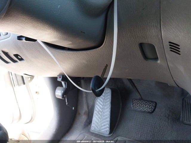 46080837 :رقم المزاد ، 5TDZA23C44S044995 vin ، 2004 Toyota Sienna Le مزاد بيع