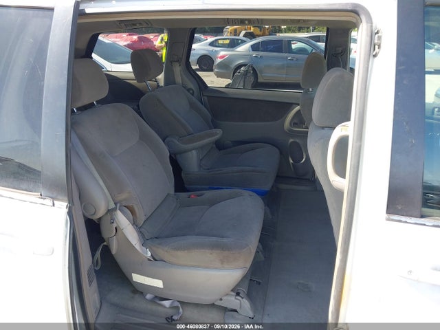 46080837 :رقم المزاد ، 5TDZA23C44S044995 vin ، 2004 Toyota Sienna Le مزاد بيع
