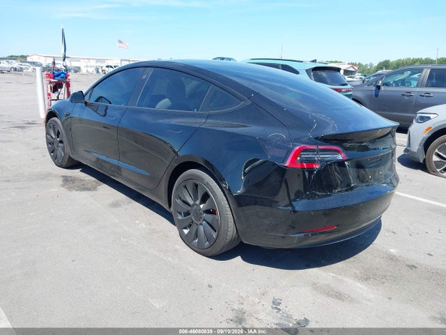 5YJ3E1EB2JF097011 Tesla Model 3 Long Range/performance