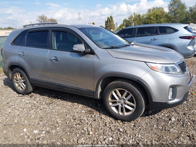 Aukcja sprzedaży 2015 Kia Sorento Lx, vin: 5XYKTCA63FG573935, numer aukcji: 46080851
