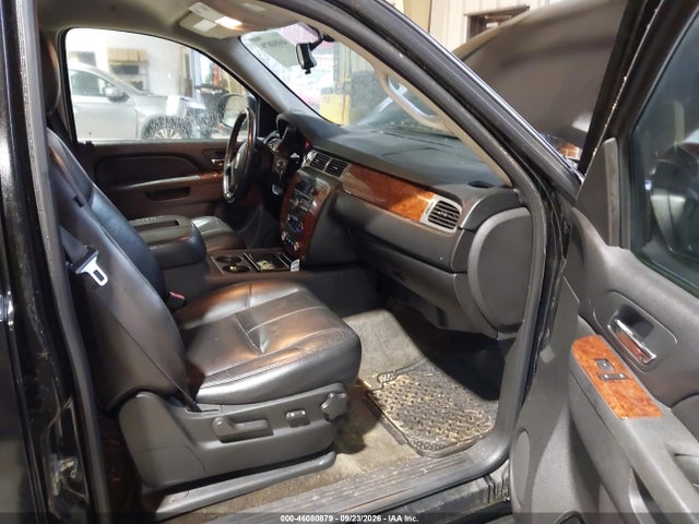 2010 Chevrolet Tahoe Lt მანქანა იყიდება აუქციონზე, vin: 1GNMCBE30AR189860, აუქციონის ნომერი: 46080879