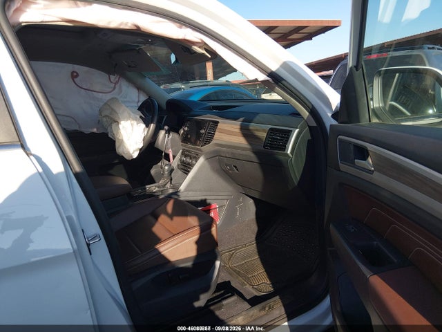 46080887 :رقم المزاد ، 1V2ER2CAXMC601043 vin ، 2021 Volkswagen Atlas 3.6l V6 Sel مزاد بيع