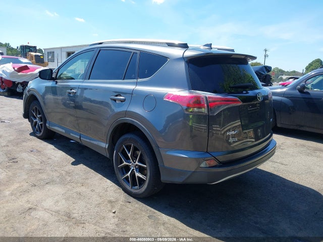 2018 Toyota Rav4 Se მანქანა იყიდება აუქციონზე, vin: JTMNFREV3JD126585, აუქციონის ნომერი: 46080903