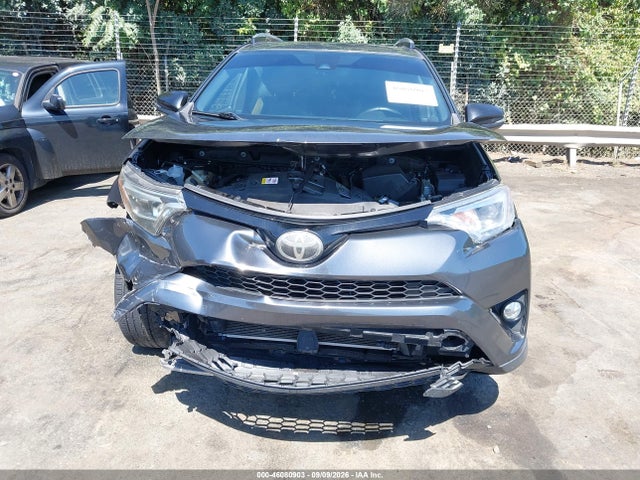 2018 Toyota Rav4 Se მანქანა იყიდება აუქციონზე, vin: JTMNFREV3JD126585, აუქციონის ნომერი: 46080903