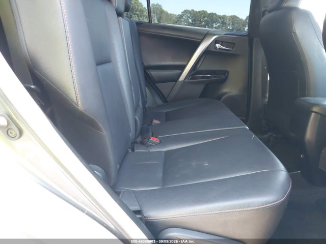 2018 Toyota Rav4 Se მანქანა იყიდება აუქციონზე, vin: JTMNFREV3JD126585, აუქციონის ნომერი: 46080903