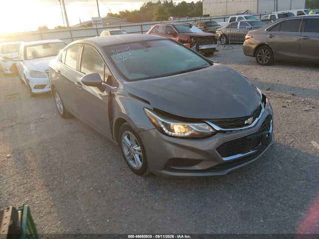 46080935 :رقم المزاد ، 1G1BE5SM8J7240020 vin ، 2018 Chevrolet Cruze Lt Auto مزاد بيع