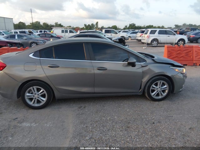Продажа на аукционе авто 2018 Chevrolet Cruze Lt Auto, vin: 1G1BE5SM8J7240020, номер лота: 46080935