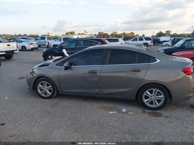 Продажа на аукционе авто 2018 Chevrolet Cruze Lt Auto, vin: 1G1BE5SM8J7240020, номер лота: 46080935