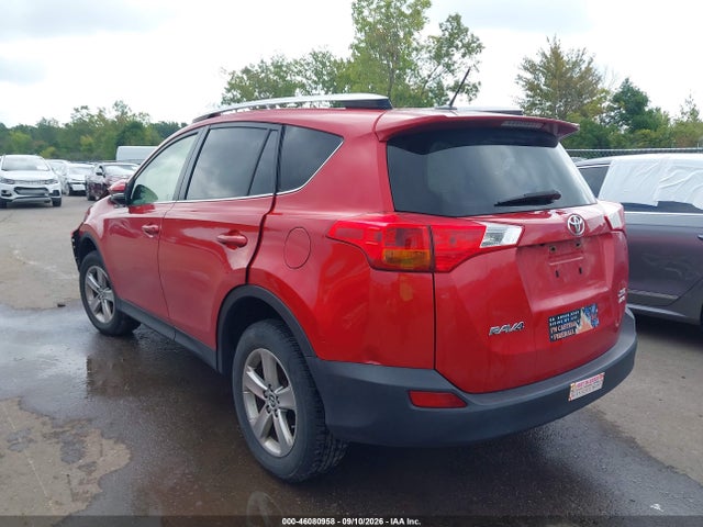 46080958 :رقم المزاد ، JTMRFREV6FJ050614 vin ، 2015 Toyota Rav4 Xle مزاد بيع