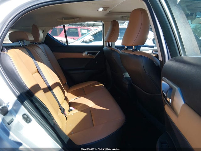 JTHKD5BH6E2183850 Lexus CT 200H