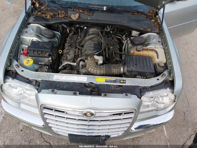 2005 Chrysler 300c მანქანა იყიდება აუქციონზე, vin: 2C3JA63H05H585661, აუქციონის ნომერი: 46080979
