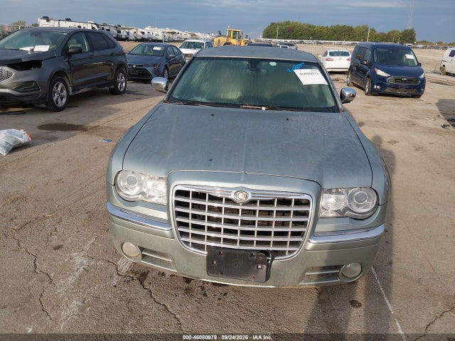 2005 Chrysler 300c მანქანა იყიდება აუქციონზე, vin: 2C3JA63H05H585661, აუქციონის ნომერი: 46080979