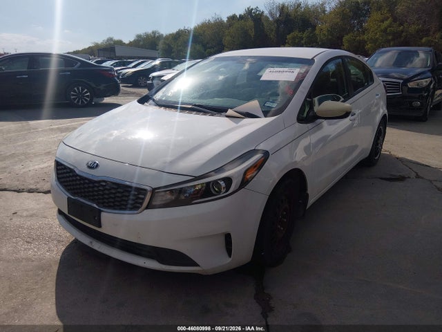 Продажа на аукционе авто 2017 Kia Forte Lx, vin: 3KPFK4A73HE138755, номер лота: 46080998