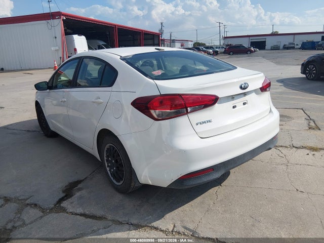 Продажа на аукционе авто 2017 Kia Forte Lx, vin: 3KPFK4A73HE138755, номер лота: 46080998