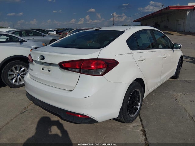 Продажа на аукционе авто 2017 Kia Forte Lx, vin: 3KPFK4A73HE138755, номер лота: 46080998