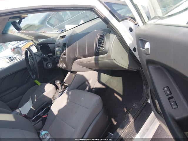 Продажа на аукционе авто 2017 Kia Forte Lx, vin: 3KPFK4A73HE138755, номер лота: 46080998